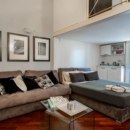Exclusive Studio Naples